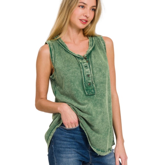 “The Emerald" Dark Green Half Button Henley Tank - Picture 1 of 1